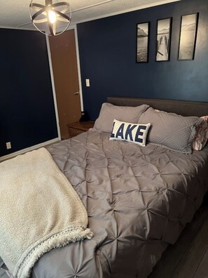 3 quartos, escrivaninha, Wi-Fi de cortesia, roupa de cama