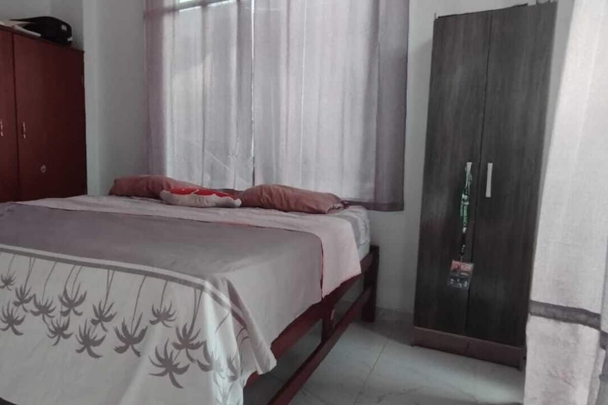 Apartamento Grand, 3 habitaciones, fumadores, patio | 3 dormitorios, edredones de plumas, colchones con acolchado adicional