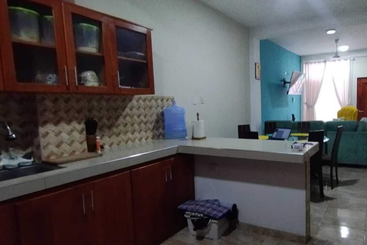 Apartamento familiar | 3 dormitorios, edredones de plumas, colchones con acolchado adicional