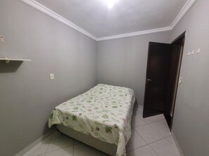 3 室のベッドルーム、WiFi、ベッドシーツ