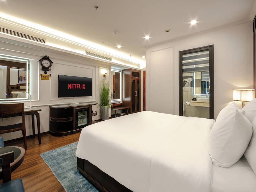 Minibar, in-room safe, blackout curtains, iron/ironing board