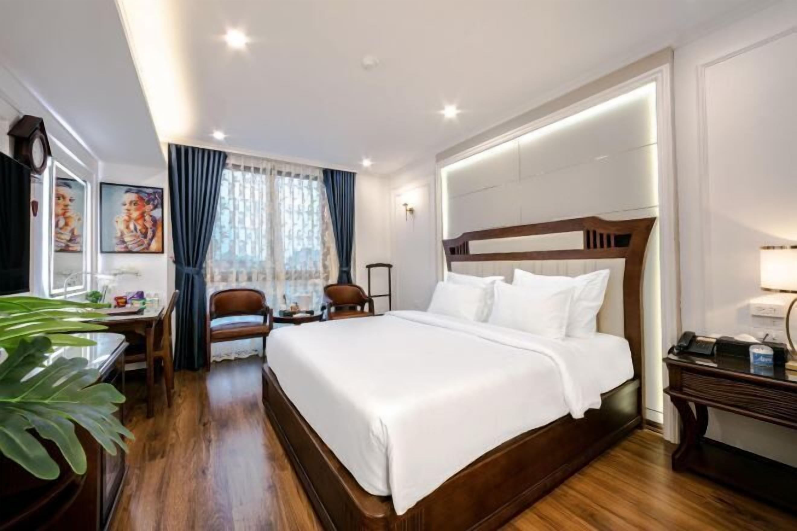 Minibar, in-room safe, blackout curtains, iron/ironing board