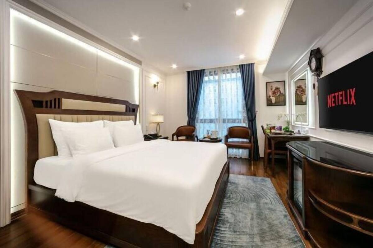 Minibar, caja de seguridad en la habitación y cortinas blackout