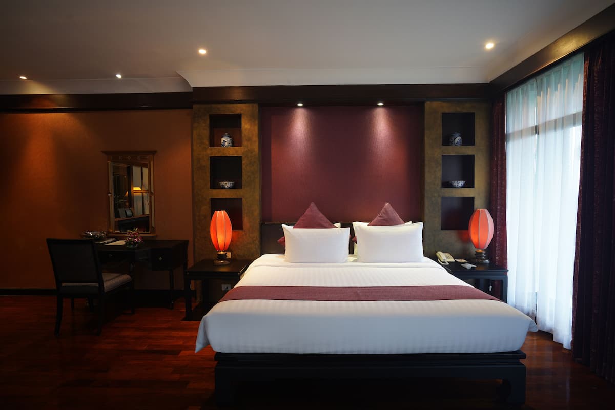 Junior Double Room