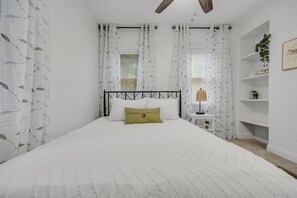 1 bedroom, desk, WiFi, bed sheets