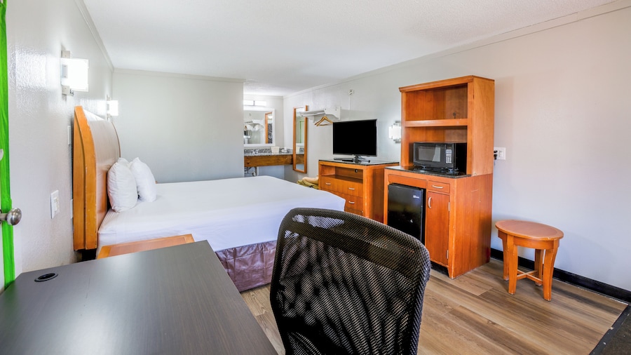 Cozy Garden Inn By OYO Hwy 40 Richmond