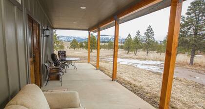 Majestic Bull Elk, Rambler, Views, Porches