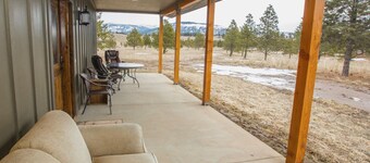 Majestic Bull Elk, Rambler, Views, Porches