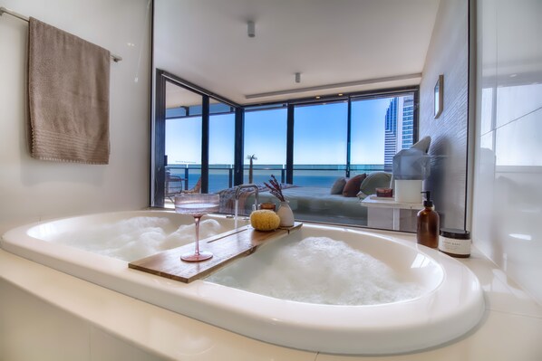 Interior - 43rd Floor Luxury in Circle on Cavill (Gold Coast)