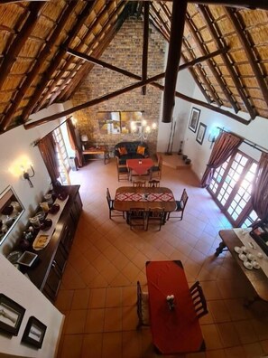 Dining room - Khaya Africa Guesthouse and Spa (Midrand)