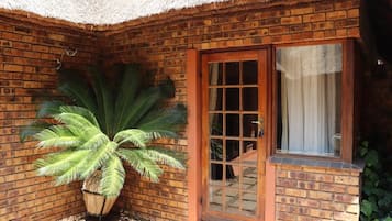 Decoración personalizada, muebles diferentes y escritorio