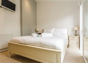 4 bedrooms, free WiFi