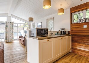 Interior - Harbour Premier Lodge (Mullion Cove, Helston)