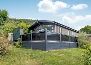 Exterior - Harbour Premier Lodge (Mullion Cove, Helston)