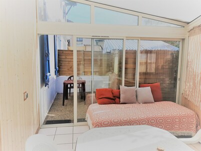 Cozy 4-Sleeper Apartment Near Beaches and Shops in Capbreton