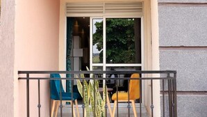 Deluxe Apartment | Terrace/patio - 5s Villa Uganda (Kampala)