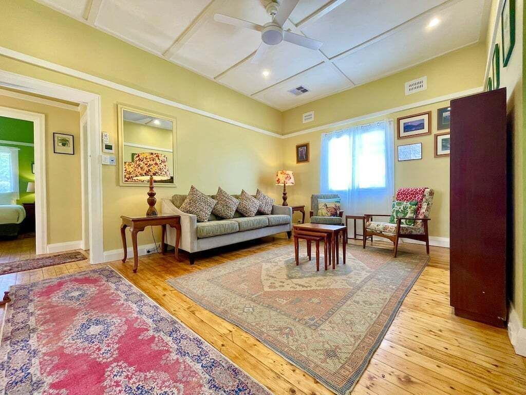 Smart TV, DVD player