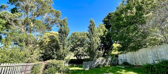 Jasmine Cottage - Art-Deco Cottage, 2 Bedroom, Climate-Control, BBQ, Accessible