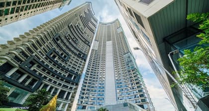 StayHere Penthouse Executive 3BR in Vibrant Makati