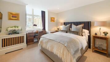 3 bedrooms, iron/ironing board, travel crib, WiFi