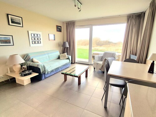 Erdgeschoss mit Terrasse, Parkplatz, Haustiere erlaubt in Meernähe