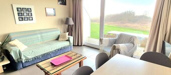 Ground floor with terrace, parking, pets allowed near the sea