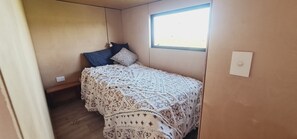 3 soverom, wi-fi (inkludert) og sengetøy