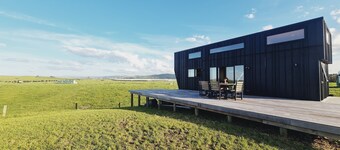 Pukehina Beach, Coastal Tiny house farm stay