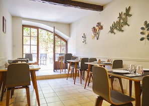 Daily buffet breakfast (EUR 14 per person)