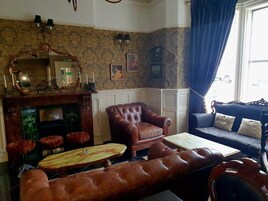 Bar (en la propiedad)