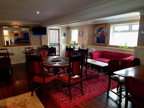 Restaurant - Rose Tor (Llandudno)