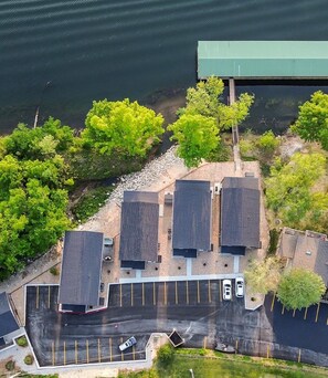 Exterior - Lakefront, Hot Tub, Infinity Pool | Whispering Waves (Branson)