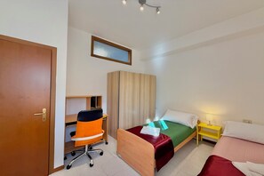 Apartamento família, vários quartos, ao lado da montanha (Casa del Limone) | 2 quartos, ferros/tábuas de passar roupa, Wi-Fi de cortesia