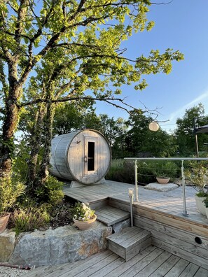Deep-tissue massages, massages - Clos de la Fontaine Maison d'Hôtes (Labastide-Marnhac)