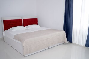Standaard tweepersoonskamer, 1 kingsize bed | Gratis wifi, beddengoed