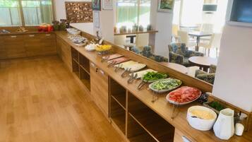 Petit déjeuner buffet