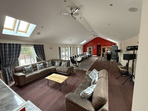 Belton House Holiday Home Wanlockhead Dumfries & Galloway - Sleeping 20