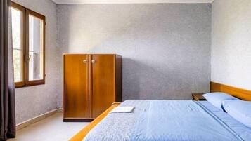 Ferienhaus | 6 Schlafzimmer, Bügeleisen/Bügelbrett, kostenloses WLAN, Bettwäsche