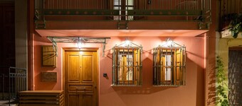 Dandy Villas Ioannina- Colorful Boutique House