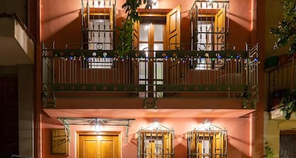 Dandy Villas Ioannina- Colorful Boutique House