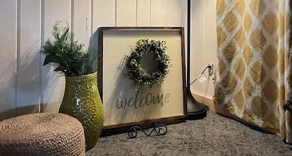 Rustic boho boutique hotel in beautfui Houghton Lake
