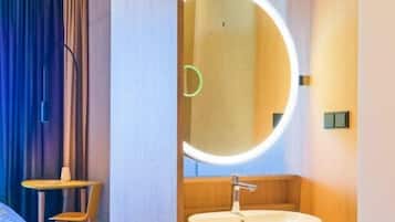 Chambre Standard | 1 chambre, literie hypoallergénique, coffres-forts dans les chambres