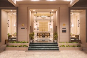 Front of property - Hotel Blue Saphire Countryside (Haldwani)