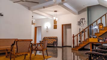 Classic Room | Reception
