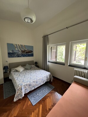 2 Schlafzimmer, Bügeleisen/Bügelbrett, Reisekinderbett, kostenloses WLAN