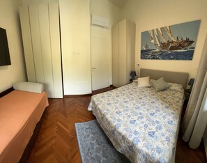 2 camere, ferro/asse da stiro, culla da viaggio, Wi-Fi gratuito
