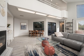 Smart TV, fireplace - Stunning, Ocean View Rental on Sherwood! Enjoy Your Next Month Long Getaway! (Cambria)