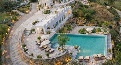 The Sky Imperial Pavoreal Jungle Resort