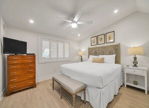3 bedrooms, iron/ironing board, travel crib, free WiFi - Gulf Front Penthouse, Eastern Lake w Private Beach! (Santa Rosa Beach)