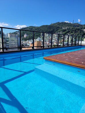 Alberca en la azotea